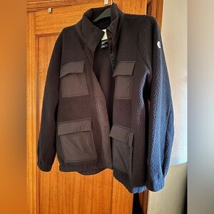 Vuori fleece Sherpa jacket large barely worn women’s black